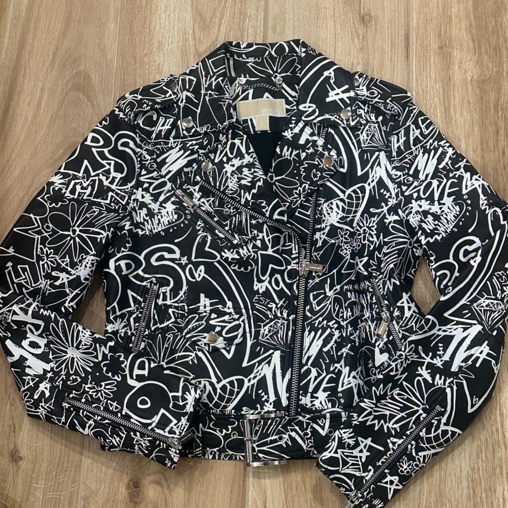 Michael Kors Graffiti Leather Black and White  Leather Moto Jacket SZ Small - Picture 2 of 10
